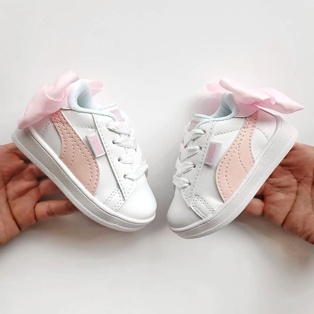 Casual Ribboned Design Playful Sneakers